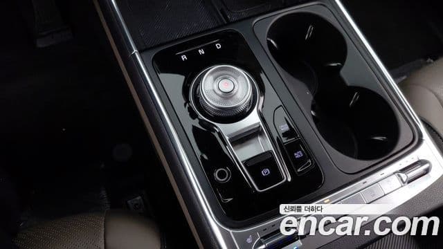 Kia Carnival 2024 — Фото 8/20