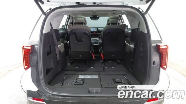 Kia Carnival 2024 — Фото 9/20