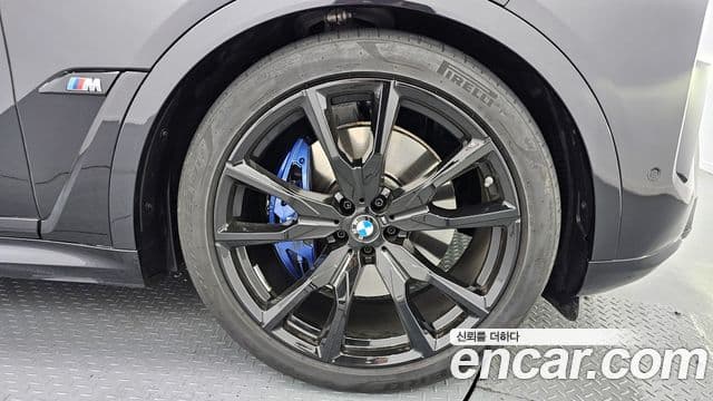 BMW X7 2025 — Photo 26/38