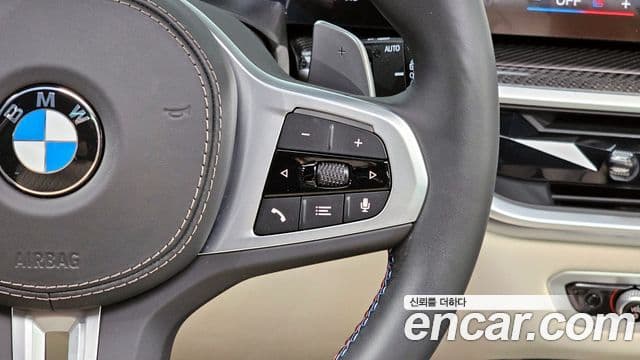 BMW X7 2025 — Photo 25/38