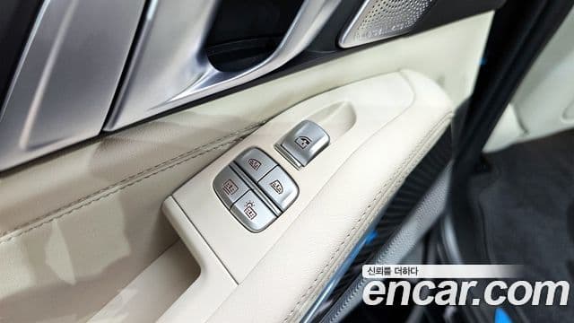 BMW X7 2025 — Photo 23/38