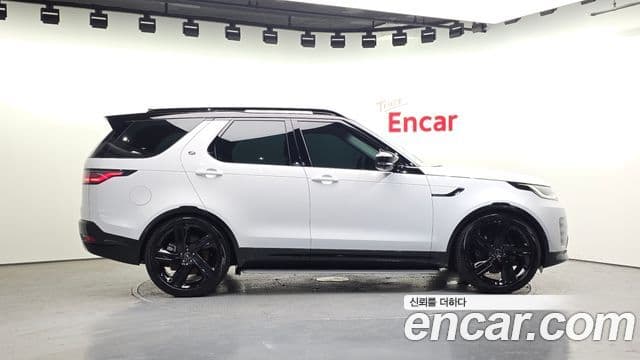Land Rover Discovery 5 2025 — ფოტო 5/20