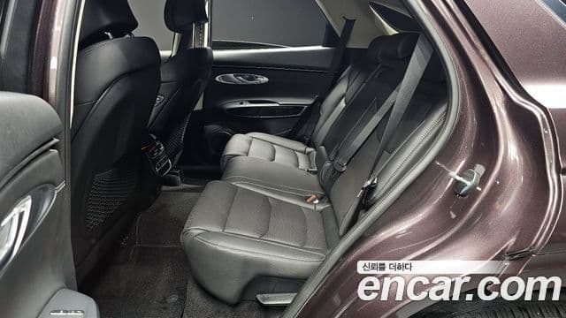 Genesis GV70 2022 — ფოტო 12/20