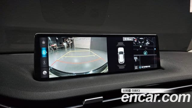 Genesis GV70 2022 — ფოტო 15/20