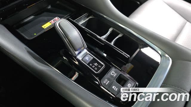 Toyota Alphard 2025 — Şəkil 7/20