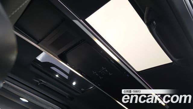 Toyota Alphard 2025 — Şəkil 19/20