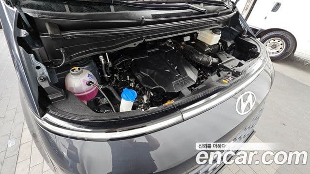 Hyundai Staria 2023 — Şəkil 6/20