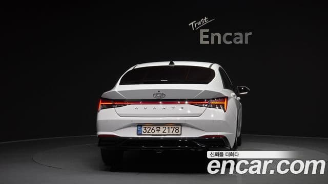 Hyundai The New Avante Hybrid 2021 — ფოტო 16/20