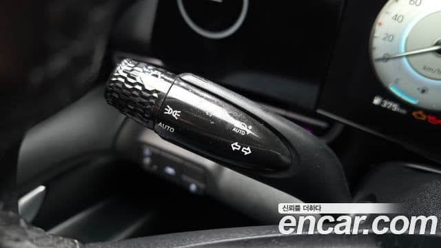 Hyundai The New Avante Hybrid 2021 — ფოტო 10/20