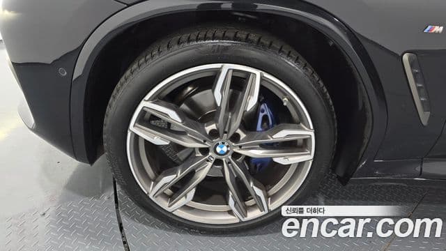 BMW X4 2021 — Şəkil 18/20