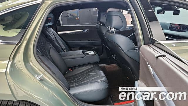 Genesis Electrified G80 2020 — Şəkil 11/20