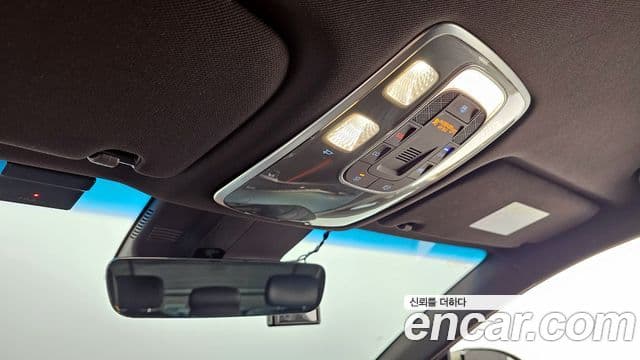 Genesis Electrified G80 2020 — Şəkil 15/20