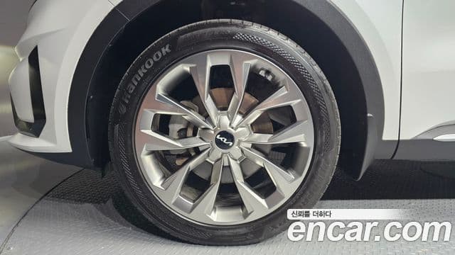 Kia Sorento 2022 — ფოტო 5/20