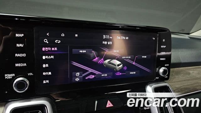Kia Sorento 2022 — ფოტო 16/20