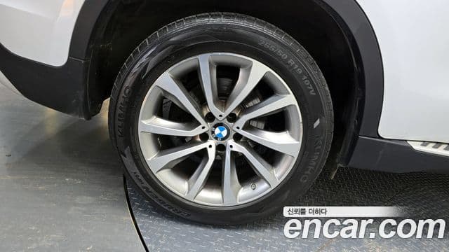 BMW X6 2018 — ფოტო 5/20