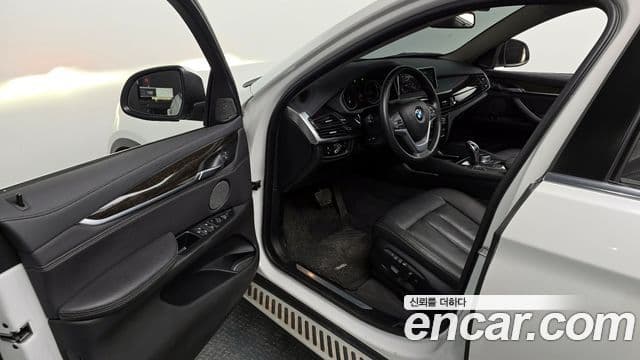 BMW X6 2018 — ფოტო 10/20
