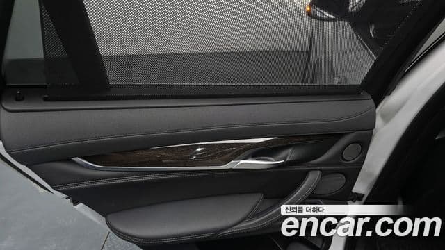 BMW X6 2018 — ფოტო 19/20
