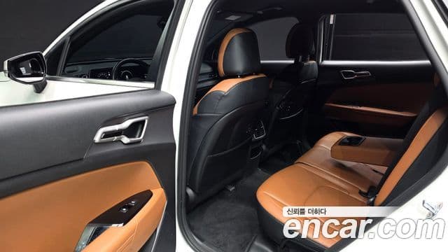Kia Sportage 2022 — Şəkil 12/20