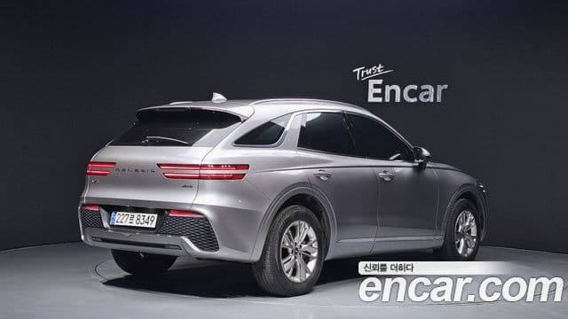 Genesis GV70 2021 — Şəkil 2/20