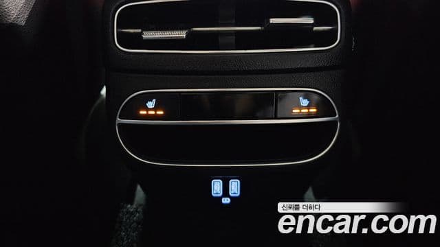 Genesis GV70 2021 — Şəkil 19/20
