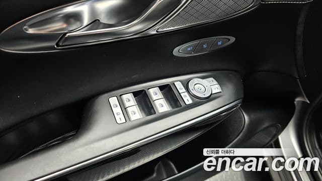 Genesis GV70 2021 — Şəkil 1/31