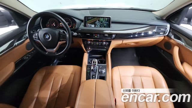 BMW X6 2018 — Şəkil 7/20