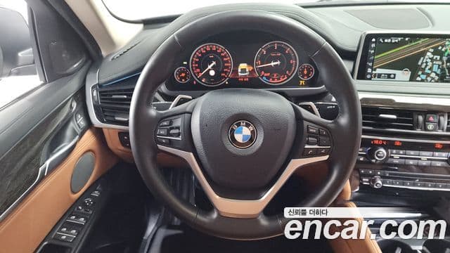 BMW X6 2018 — Şəkil 14/20