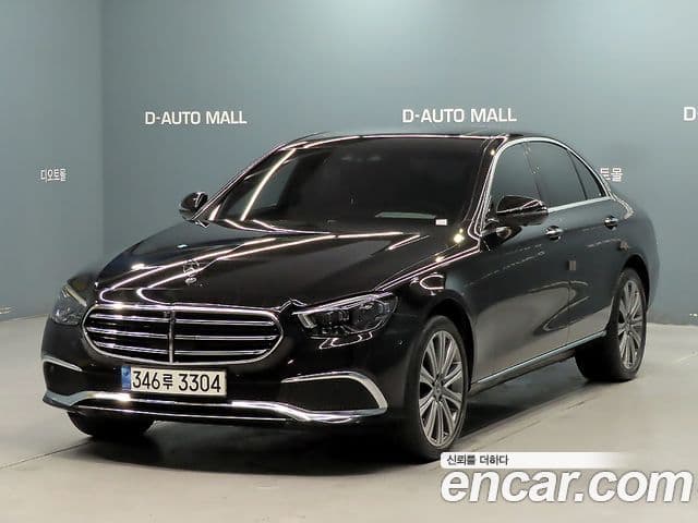 Mercedes-Benz E-Class 2023 — ფოტო 10/20