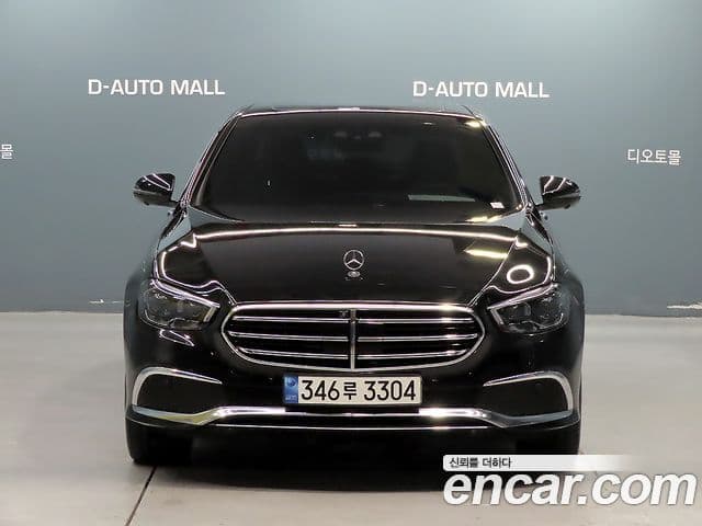 Mercedes-Benz E-Class 2023 — ფოტო 2/20
