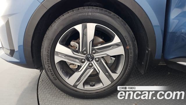 Kia Sorento 2021 — Фото 5/20