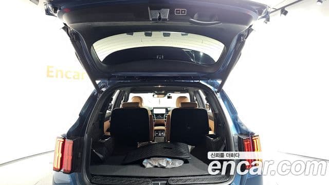 Kia Sorento 2021 — Фото 16/20