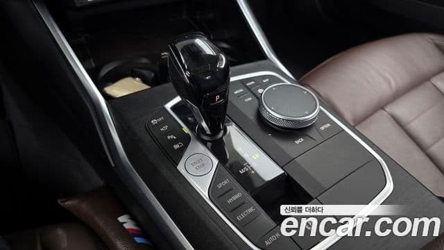 BMW 3 Series 2021 — Şəkil 9/20