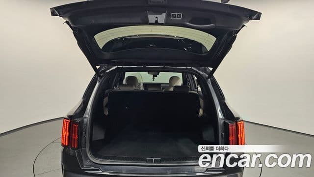 Kia Sorento 2020 — Şəkil 18/20