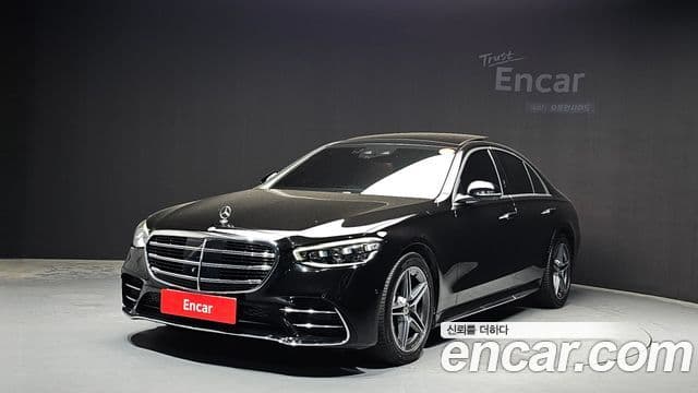 Mercedes-Benz S-Class 2022 — Photo 13/20
