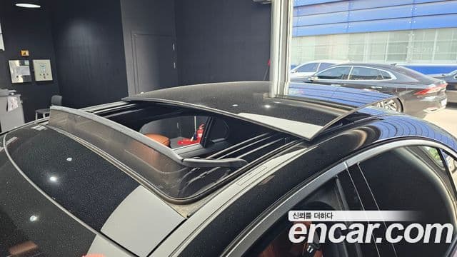 Mercedes-Benz S-Class 2022 — Photo 19/20