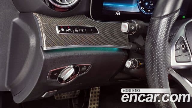 Mercedes-Benz E-Class 2018 — ფოტო 14/20
