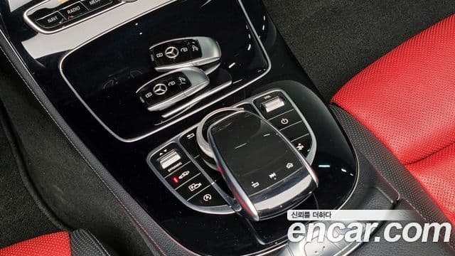 Mercedes-Benz E-Class 2018 — ფოტო 20/20