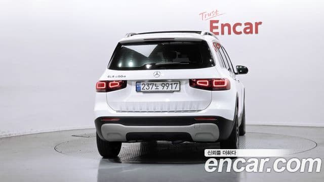 Mercedes-Benz GLB-Class 2021 — Фото 4/20