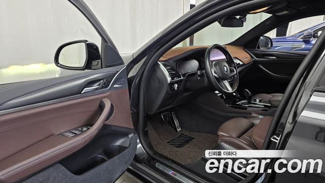 BMW X4 2020 — Şəkil 21/35