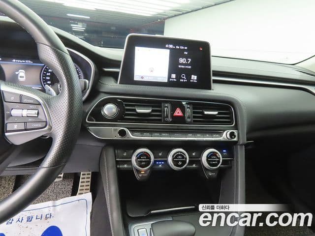 Genesis G70 2019 — Şəkil 9/20