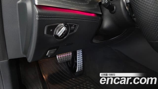 Mercedes-Benz AMG GT 2024 — ფოტო 20/20