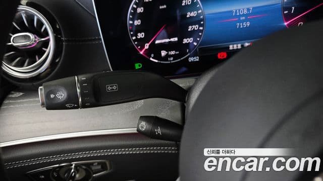 Mercedes-Benz AMG GT 2024 — Photo 17/34