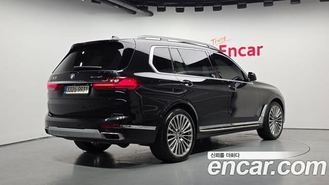 BMW X7 2021 — ფოტო 2/20