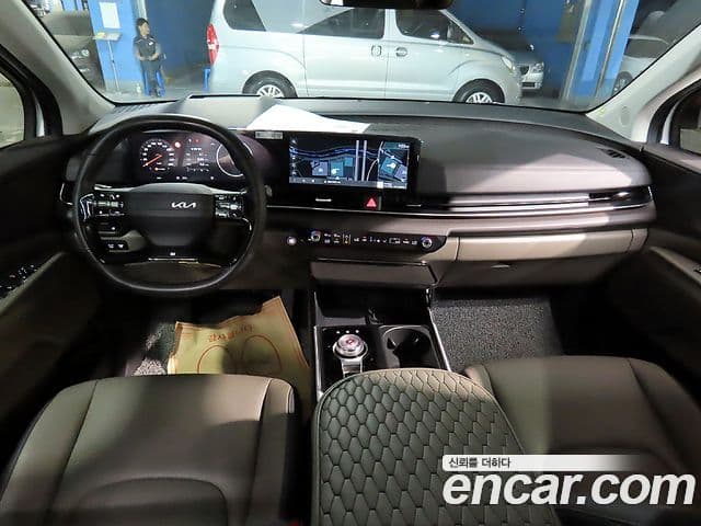 Kia Carnival 2025 — Şəkil 10/20