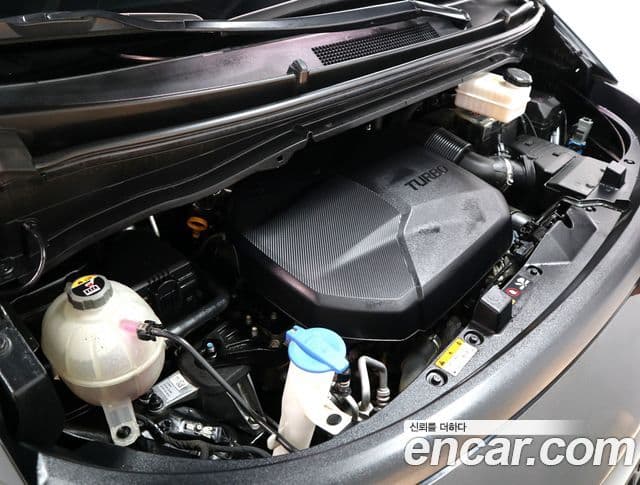 Hyundai Staria 2022 — ფოტო 5/20