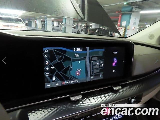 Kia Carnival 2021 — Фото 12/20
