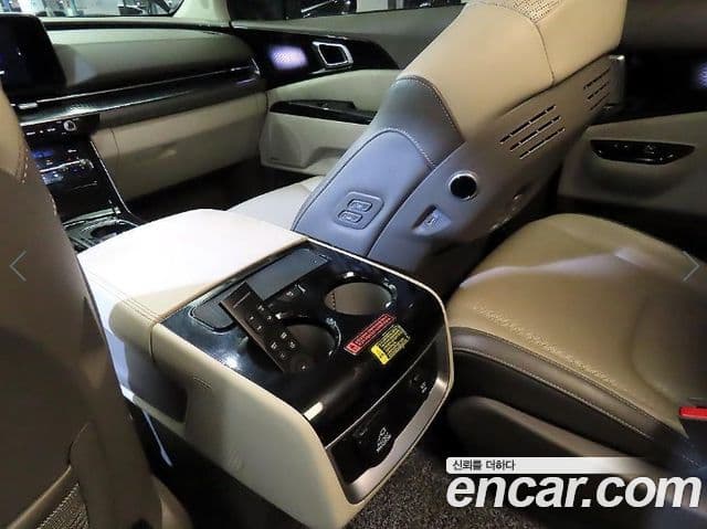 Kia Carnival 2021 — Фото 13/20