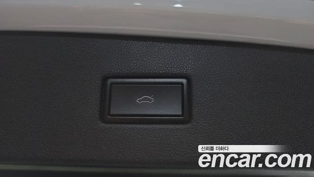 Volkswagen Tiguan 2020 — Photo 33/34