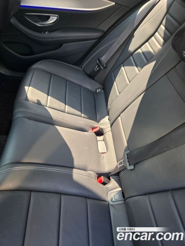 Mercedes-Benz E-Class 2020 — ფოტო 3/14