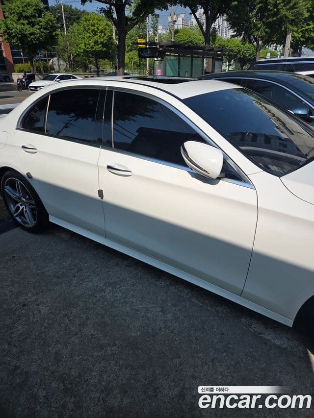 Mercedes-Benz E-Class 2020 — ფოტო 5/14